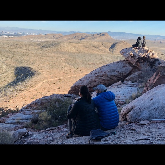 Meet your seller/buyer/clothes enthusiast - Picture 7 of 16